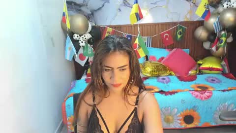 Holly 22 online show from July 17, 11:25 am