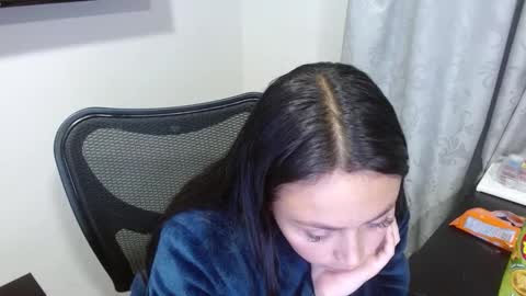 Holly online show from October 16, 7:00 am