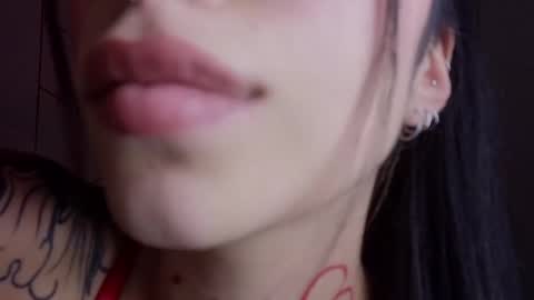 holly online show from October 22, 2:11 pm