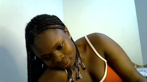 holy_ebony online show from July 11, 9:37 pm