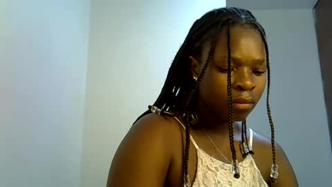 holy_ebony online show from July 23, 2:31 am