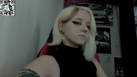 holy_mistresss online show from July 24, 8:01 am