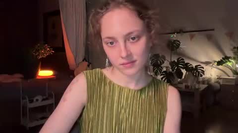 dori not holy get my tg channel with link from description under last photo online show from July 17, 6:44 pm