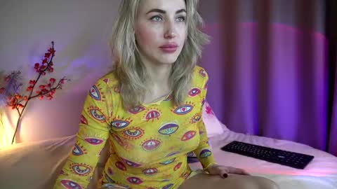 Snapshot of holyyy_fuck chatting on March 12, 2:12 pm Vicky my another account here - desperate clit online show from March 12, 2:12 pm