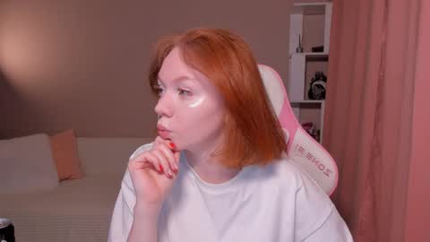 honeyautumn online show from February 17, 11:43 pm