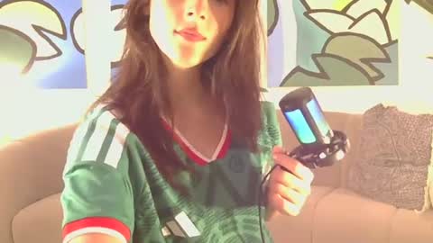 honeybbxx online show from July 2, 1:49 am