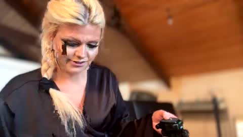 honeybuhnny online show from February 27, 2:00 am