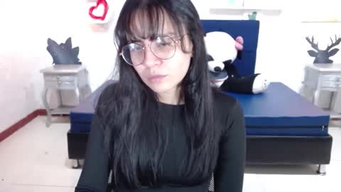 Emily online show from January 17, 3:19 pm