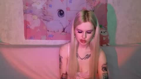 Lisa online show from November 22, 2:58 am