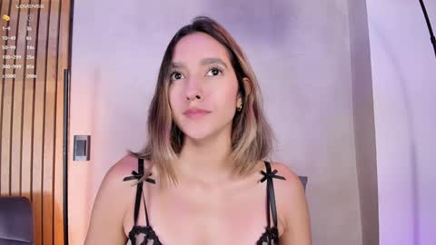 Sofia independent model online show from February 2, 11:30 am