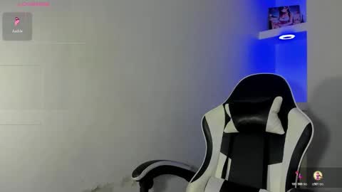 HONEY LUXE online show from March 18, 5:12 am