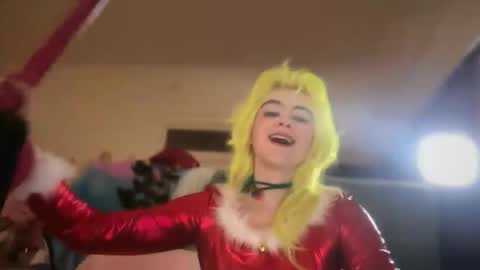 Emi Rose online show from December 17, 7:23 am