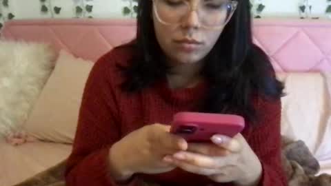 honeyyy89 online show from February 2, 12:31 am