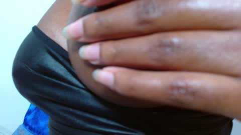 Emily online show from November 4, 9:47 am