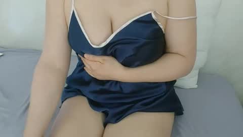 Snapshot of horny_emily1 chatting on October 19, 10:17 am call me emily online show from October 19, 10:17 am