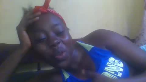 Snapshot of hornygal001 chatting on December 20, 1:43 pm hornygal001 online show from December 20, 1:43 pm
