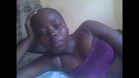 Snapshot of hornygal001 chatting on December 31, 7:53 am hornygal001 online show from December 31, 7:53 am