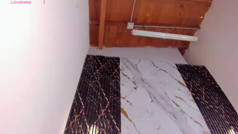 hot__genesis online show from July 19, 5:31 am