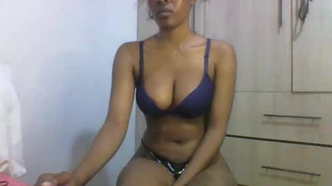 hot berry1 online show from February 20, 12:15 pm