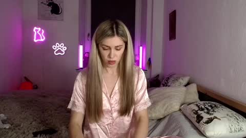 Dashka online show from February 28, 10:42 pm