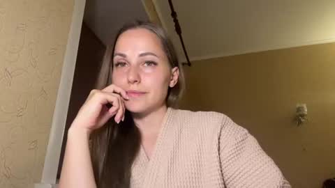 hot_chance_ online show from June 29, 3:56 pm