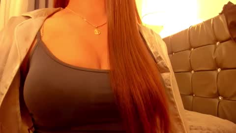 kelly lee online show from March 8, 10:19 am