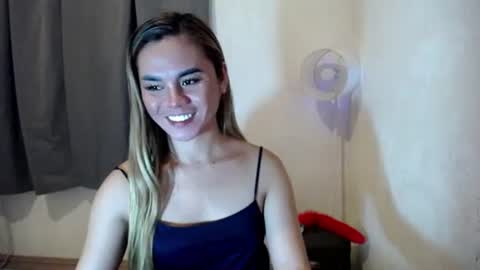 Jessy  online show from November 4, 3:50 pm