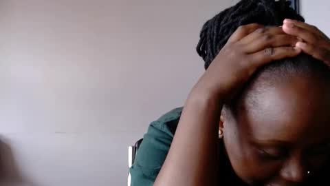 Linah online show from November 8, 9:03 am