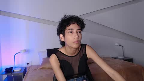 Alana online show from March 5, 8:55 pm