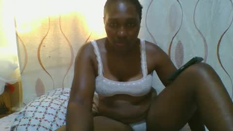 Snapshot of hot_masha chatting on February 27, 7:44 am hot_masha online show from February 27, 7:44 am