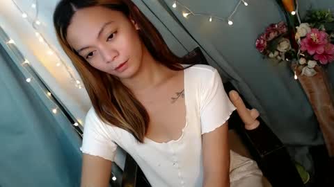 Snapshot of hot_n_spicy69 chatting on January 17, 2:50 am SWEET AGATHA online show from January 17, 2:50 am