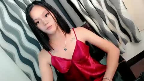 Snapshot of hot_n_spicy69 chatting on February 13, 11:39 am SWEET AGATHA online show from February 13, 11:39 am