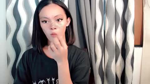 Snapshot of hot_n_spicy69 chatting on March 8, 5:58 am SWEET AGATHA online show from March 8, 5:58 am