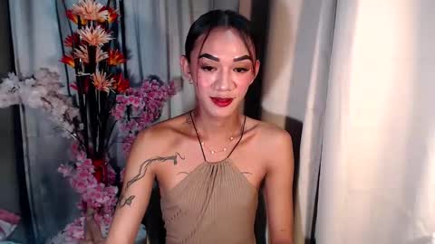 hot_petit69 online show from March 10, 1:48 pm