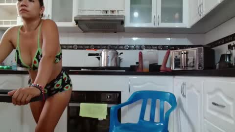 hot sexy bunny online show from April 30, 6:24 pm