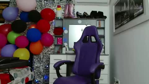 hot sexy bunny online show from June 5, 1:39 pm
