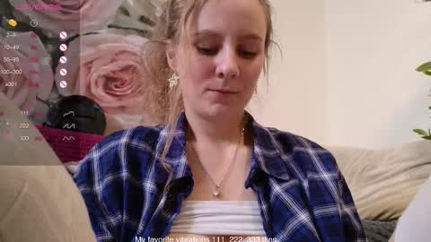 Hot Thumbelina online show from February 20, 6:26 am