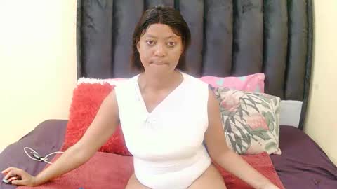 hotbabe450 online show from March 18, 11:15 am