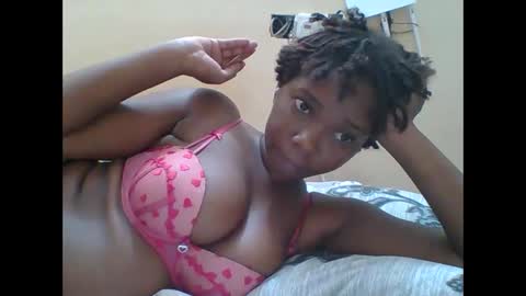 Queen online show from March 12, 7:27 pm