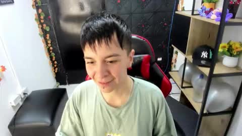 hannah online show from March 18, 2:38 am