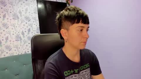 hannah online show from October 3, 3:00 am