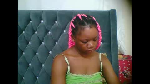 LOYCE online show from December 13, 10:27 pm