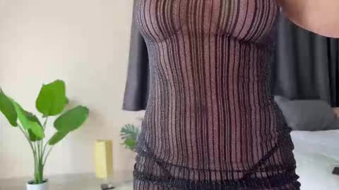 Kate  stream  1200 pm -800 pm UTC 7 online show from January 17, 6:10 am