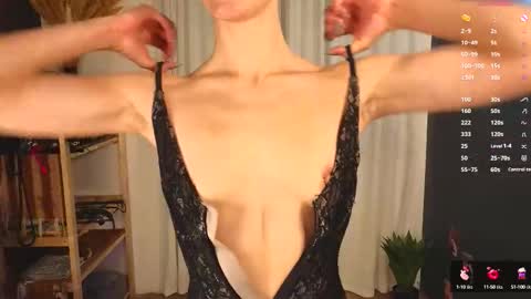 Allison  online show from October 7, 5:50 pm