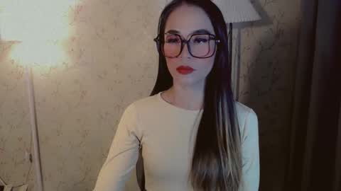 Snapshot of hotlegsxandra chatting on October 16, 9:23 am XANDRA online show from October 16, 9:23 am