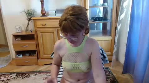 hotmaria73 online show from May 1, 8:39 am
