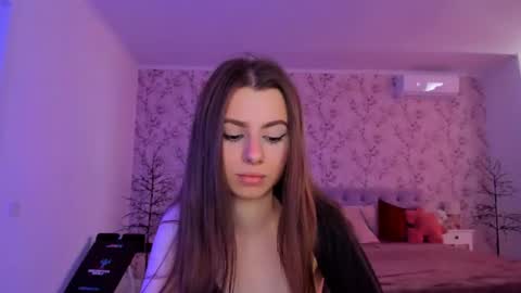 hotmolly_ online show from June 19, 9:57 am
