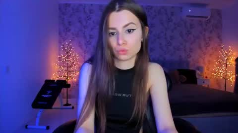 hotmolly_ online show from June 20, 6:33 pm