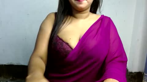 Snapshot of hotmuskan21 chatting on October 12, 5:48 pm Muskan online show from October 12, 5:48 pm