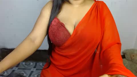 Snapshot of hotmuskan21 chatting on December 5, 6:11 pm Muskan online show from December 5, 6:11 pm